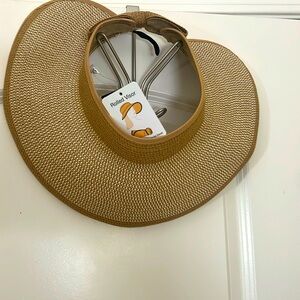 Magid Sun Visor - NWT